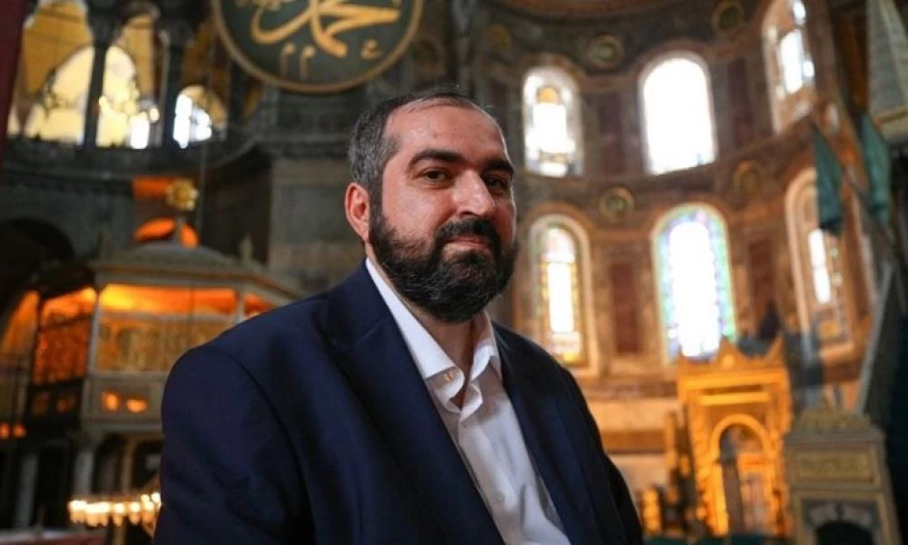 Παραιτήθηκε ο αρχι-ιμάμης της Αγίας Σοφίας - Τον "έφαγε" η φλυαρία του